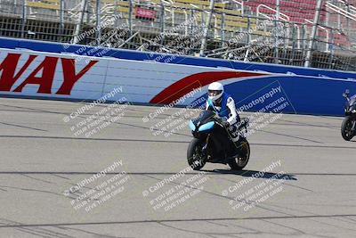 media/Aug-27-2022-Fastrack Riders (Sat) [[c588535105]]/Level 1/Session 1 Start Finish/